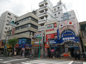 �R���A���^�E��